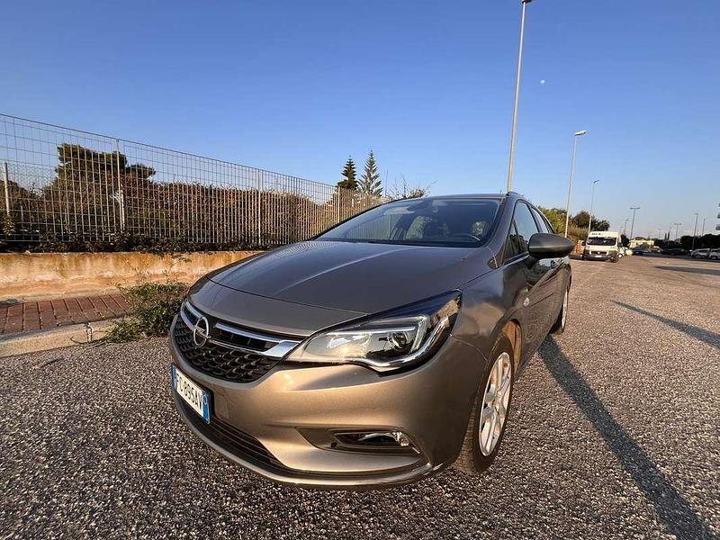 Usata Opel Astra 95 CV (69 kW) 2016 Station wagon