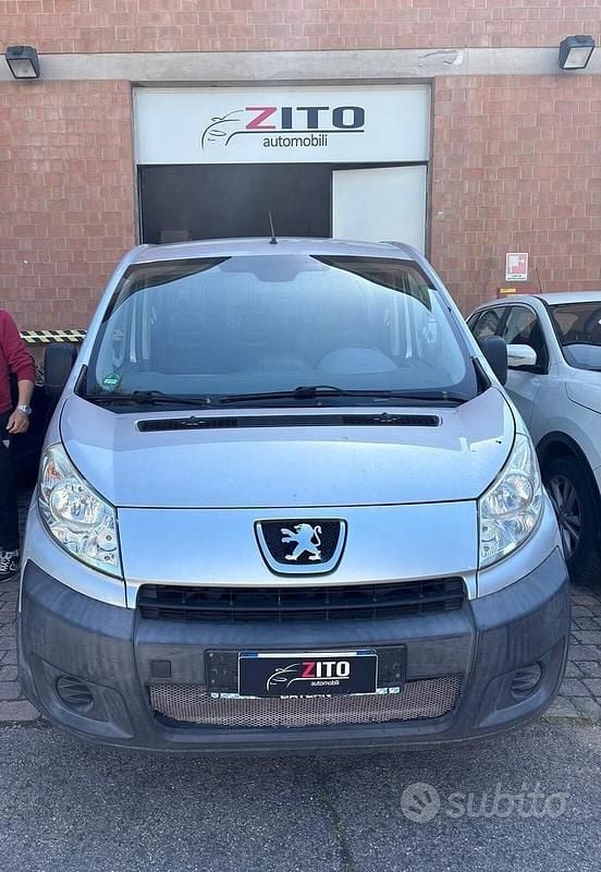 Usata Peugeot Expert 136 CV (100 kW) 2010 Grigio Furgone