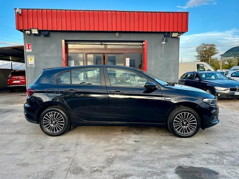 Usata Fiat Tipo 100 CV (73 kW) 2023 Nero Berlina