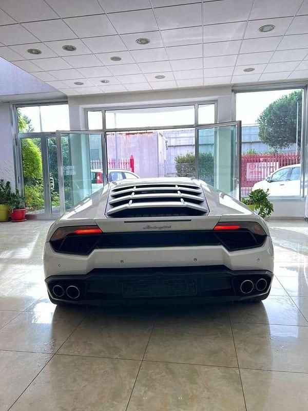 Usata Lamborghini Huracán 581 CV (427 kW) 2017 Bianco Coupé