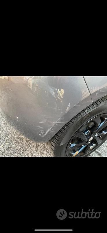 Usata Opel Corsa 90 CV (66 kW) 2016 Coupé