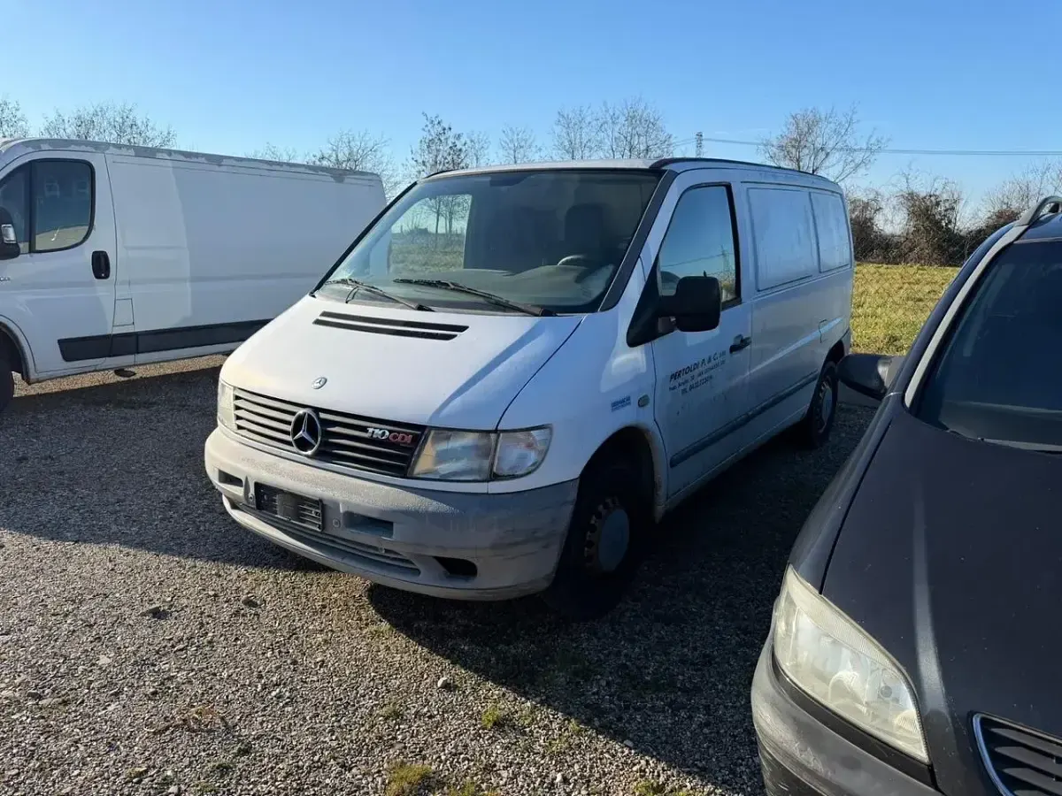 Usata Mercedes Vito 101 CV (74 kW) 2001 Bianco Furgone
