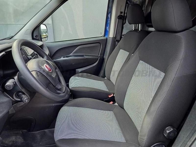 Usata Fiat Doblò 95 CV (69 kW) 2018 Blu Monovolume