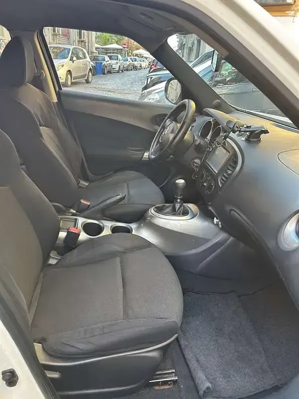 Usata Nissan Juke Acenta 116 CV (85 kW) 2011 Bianco SUV