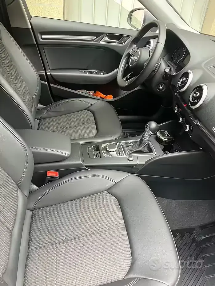 Usata Audi A3 150 CV (110 kW) 2019 Grigio Berlina