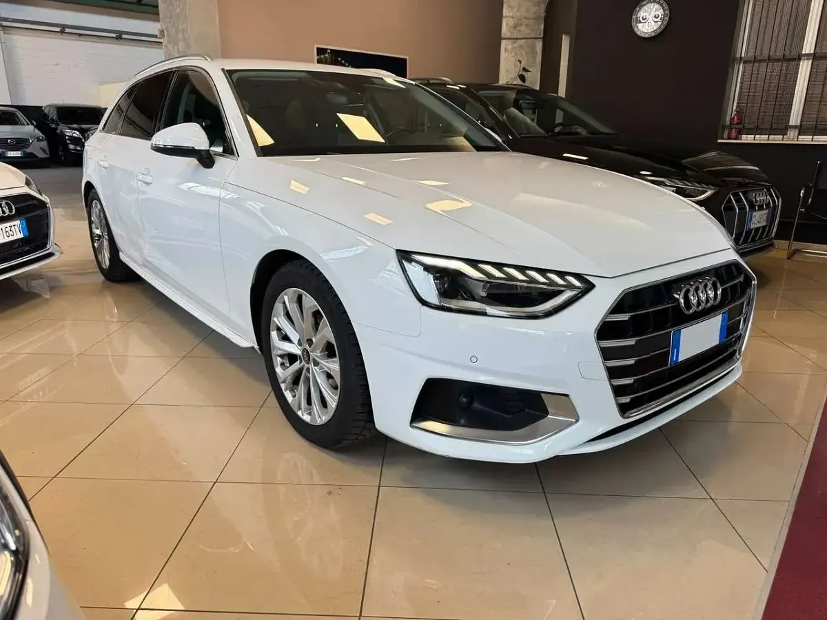 Usata Audi A4 Ambiente 163 CV (119 kW) 2022 Bianco Station wagon