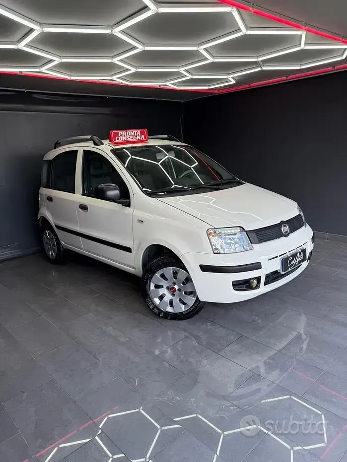 Usata Fiat Panda 69 CV (50 kW) 2012 Bianco Utilitaria