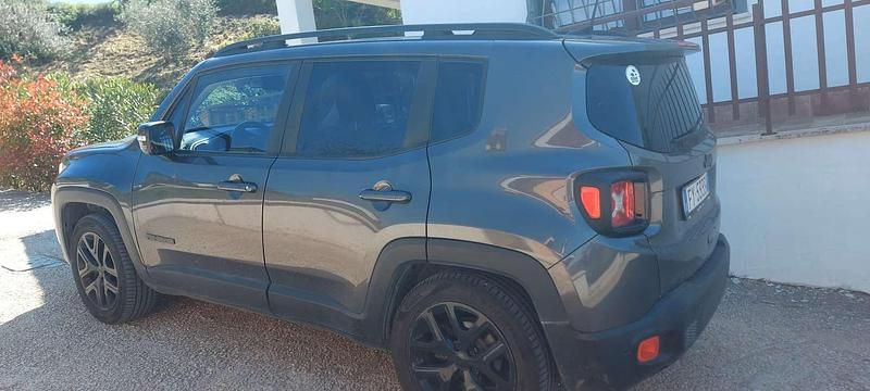 Usata Jeep Renegade Night Eagle 120 CV (88 kW) 2019 Nero SUV