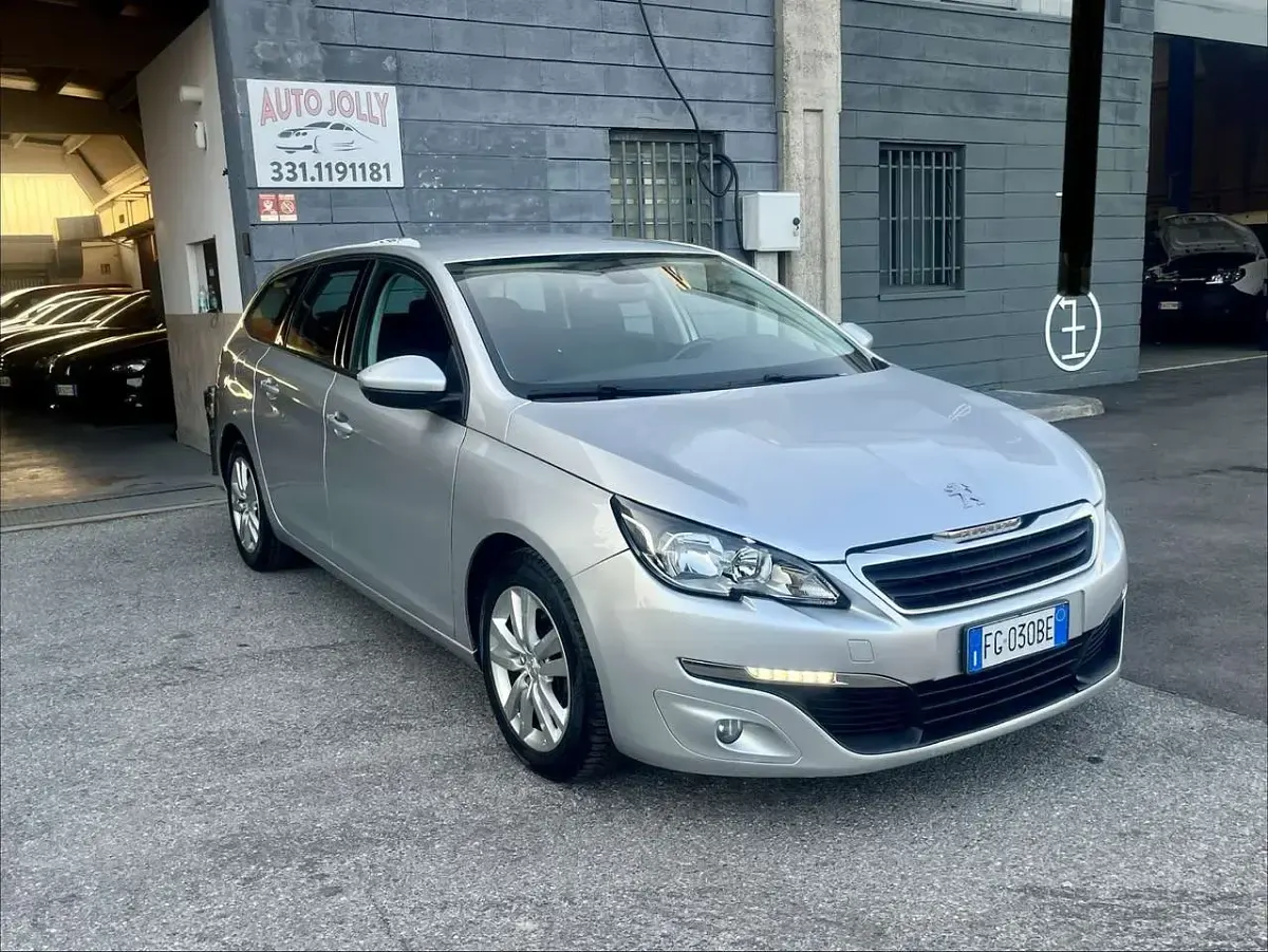 Usata Peugeot 308 SW Allure 120 CV (88 kW) 2016 Other Station wagon