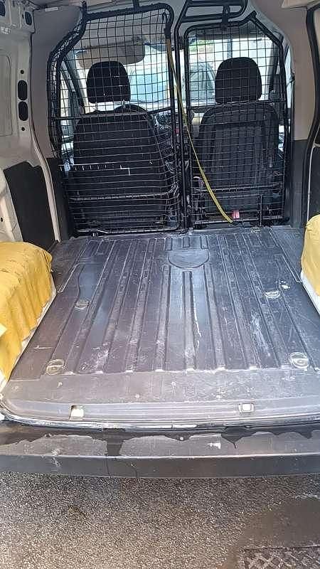 Bianco Usata 2008 Fiat Fiorino Monovolume | 3200 € (Buon prezzo) - Immagine 1/4