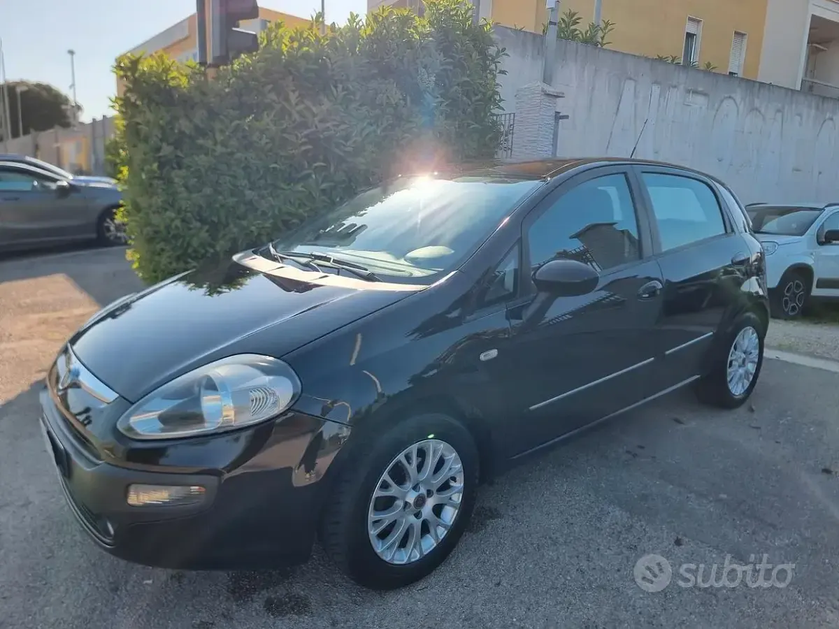 Usata Fiat Punto Evo Active 77 CV (56 kW) 2010 Nero Utilitaria