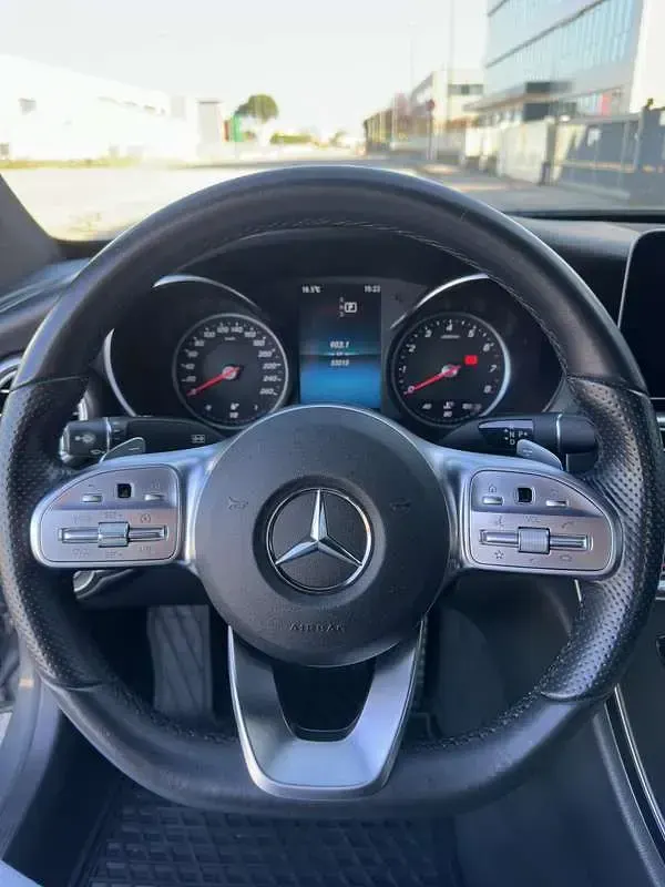 Usata Mercedes C180 Premium 156 CV (114 kW) 2019 Grigio Coupé
