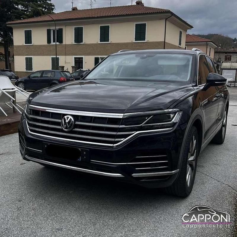 Usata VW Touareg 231 CV (169 kW) 2020 Blu SUV