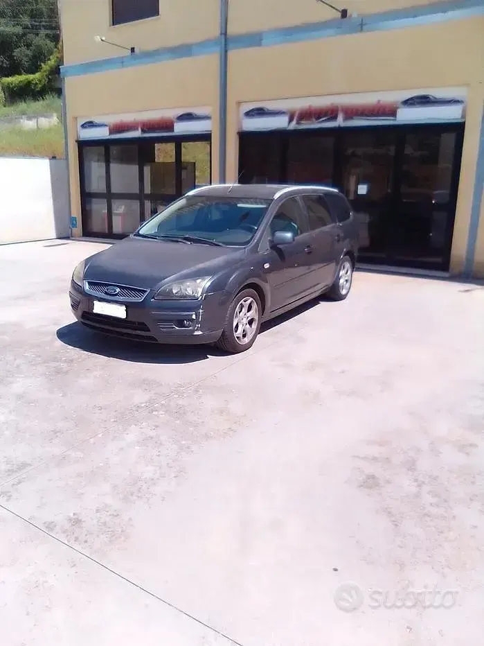 Usata Ford Focus 2007 Blu Station wagon