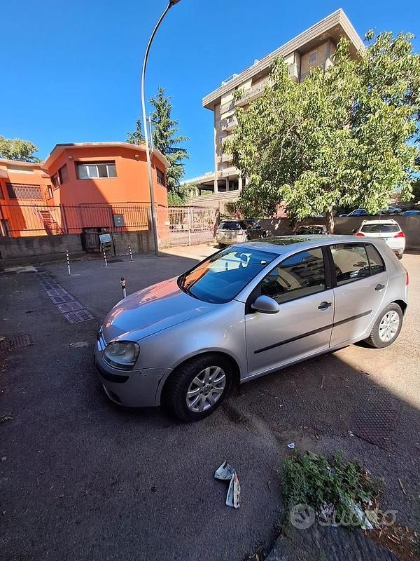 Usata VW Golf IV 2004 Grigio Berlina