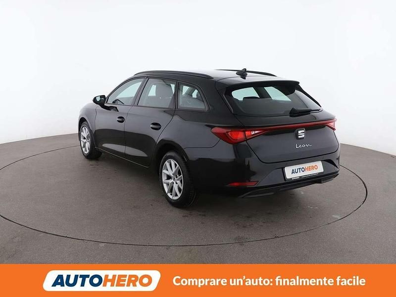 Usata Seat Leon Style 131 CV (96 kW) 2021 Nero Station wagon