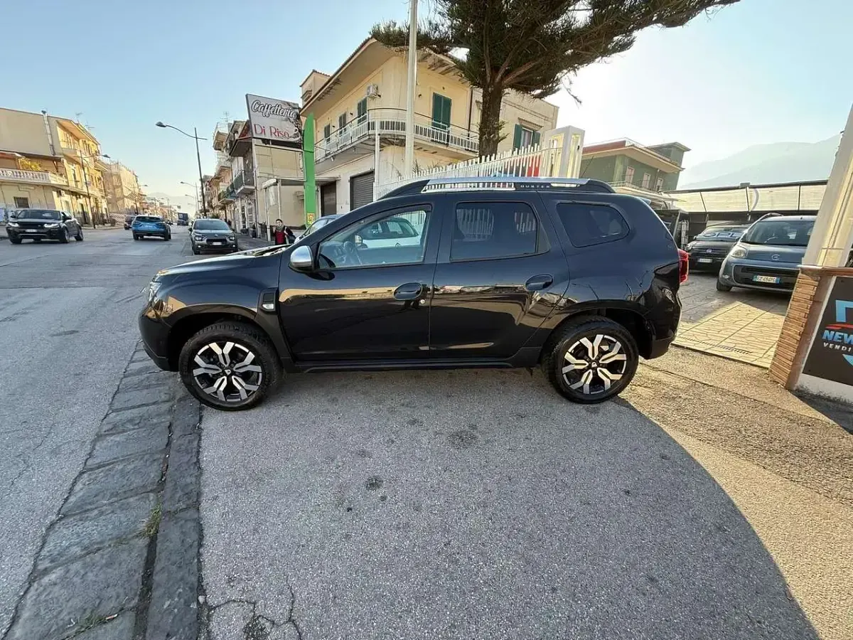 Usata Dacia Duster Prestige 116 CV (85 kW) 2021 Nero metallizato SUV