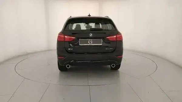 Usata BMW X1 Advantage 150 CV (110 kW) 2021 Nero SUV