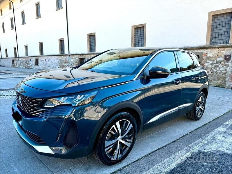 Usata Peugeot 3008 Allure 131 CV (96 kW) 2022 Blu SUV