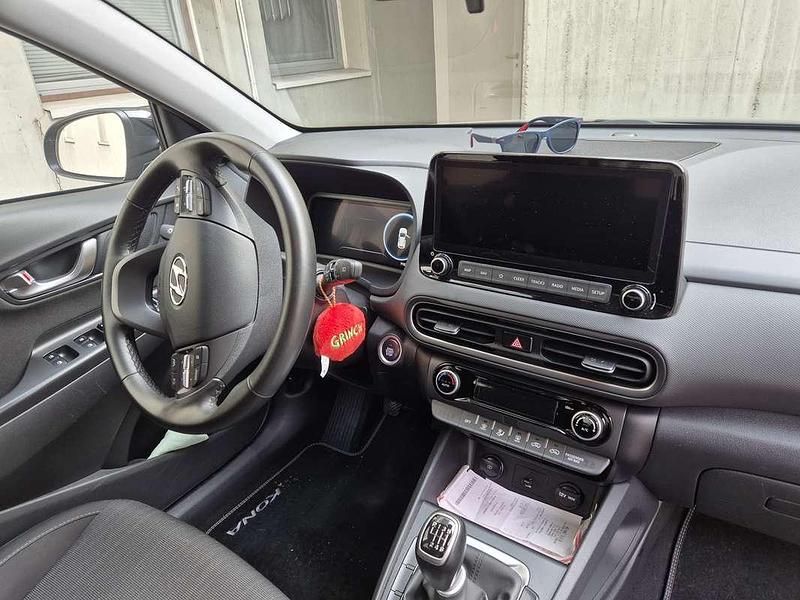 Gebraucht Hyundai Kona 120 PS (88 kW) 2023 Schwarz SUV