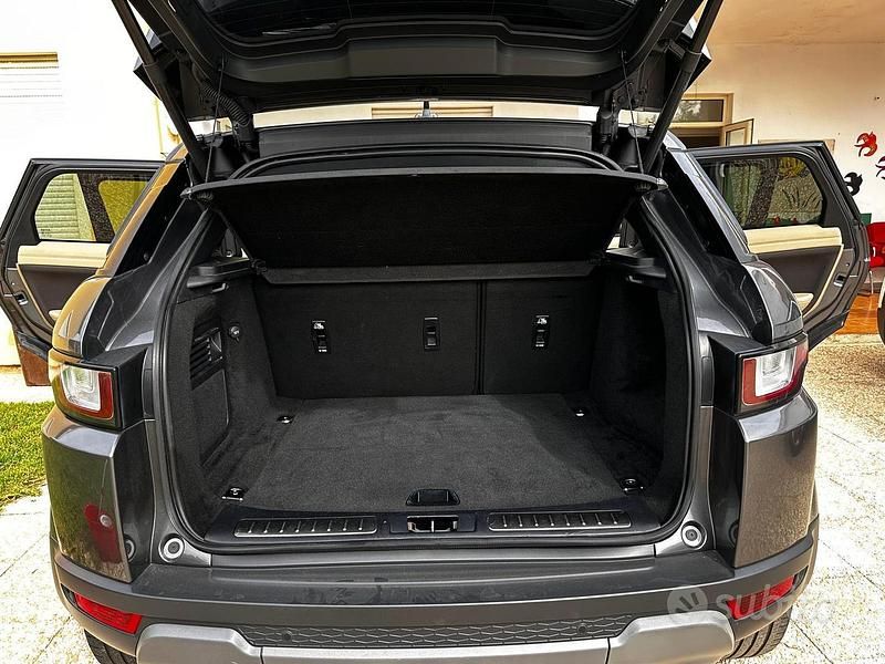 Usata Land Rover Range Rover evoque 241 CV (177 kW) 2015 Grigio Station wagon