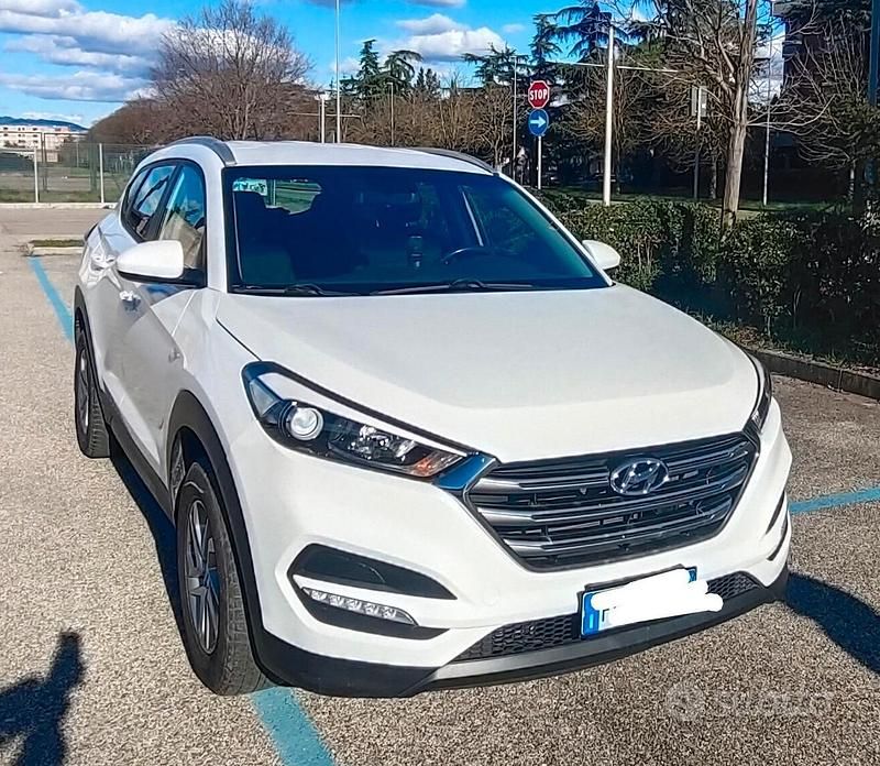 Usata Hyundai Tucson Comfort 116 CV (85 kW) 2016 Bianco SUV