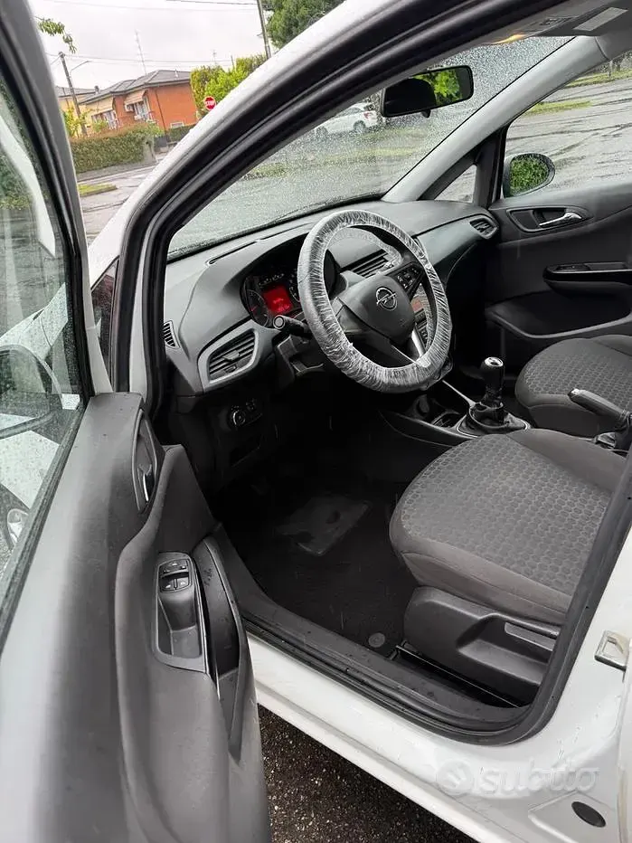 Usata Opel Corsa 69 CV (50 kW) 2017 Bianco Utilitaria