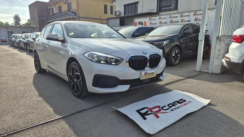 Usata BMW 116 Advantage 158 CV (116 kW) 2022 Bianco Utilitaria
