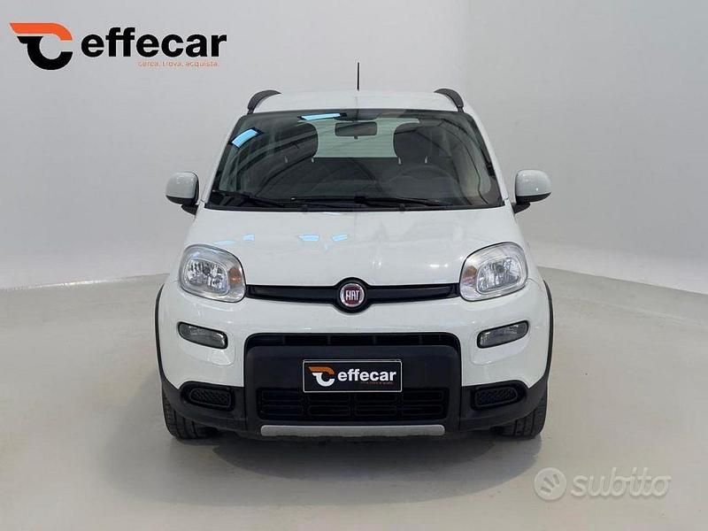 Usata Fiat Panda S 70 CV (51 kW) 2022 Bianco Utilitaria