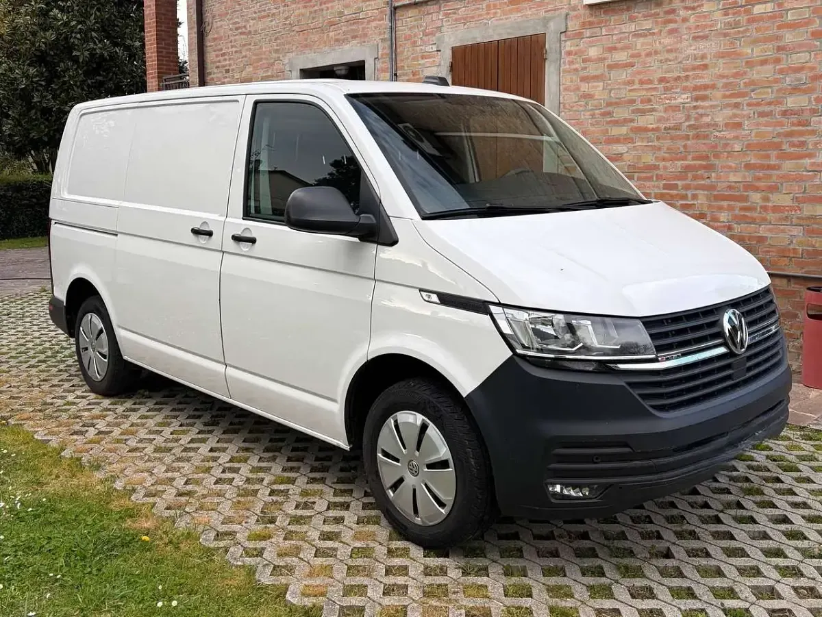 Usata VW T6.1 150 CV (110 kW) 2021 Bianco Furgone
