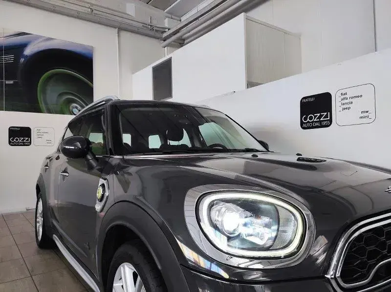 Usata Mini Cooper S Countryman Hype 136 CV (100 kW) 2019 Grigio SUV