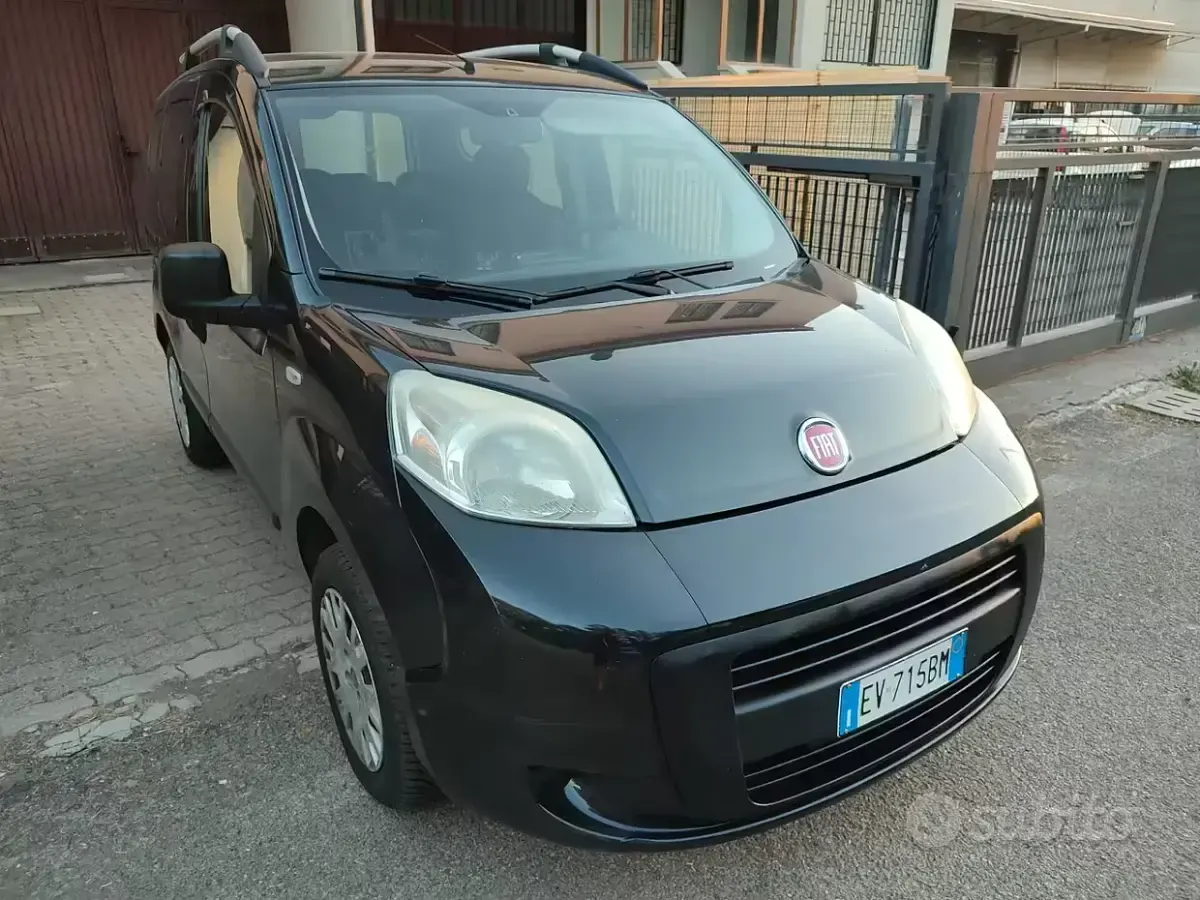 Usata Fiat Qubo Trekking 70 CV (51 kW) 2014 Nero Monovolume