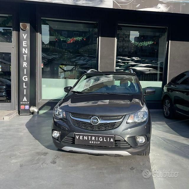 Usata 2019 Opel Karl Rocks Due volumi | 8900 € (Cara) - Immagine 1/4