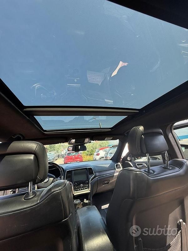 Usata Jeep Grand Cherokee Summit 250 CV (183 kW) 2014 Nero SUV