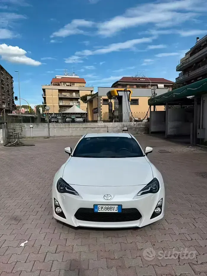 Usata Toyota GT86 GT 2012 Bianco Coupé