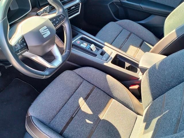 Usata Renault Captur Intens 143 CV (105 kW) 2022 Altro(met.) SUV