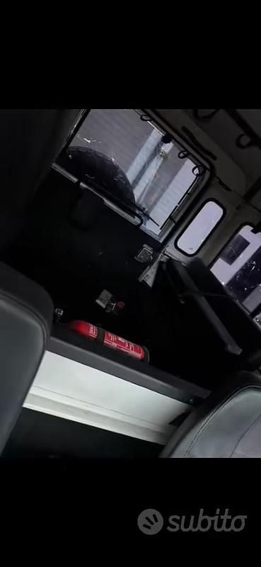 Usata Land Rover Defender 1998 Bianco SUV