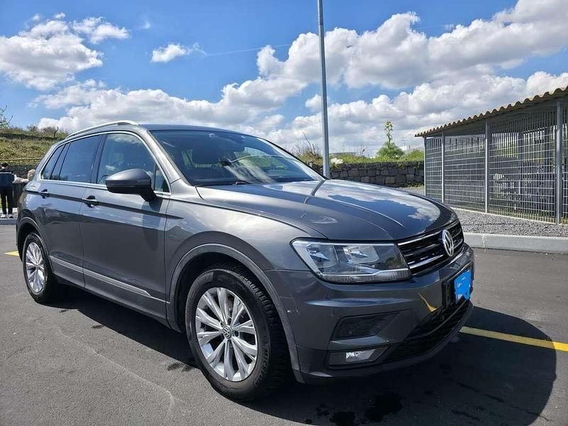 Usata VW Tiguan Style 116 CV (85 kW) 2017 Grigio SUV