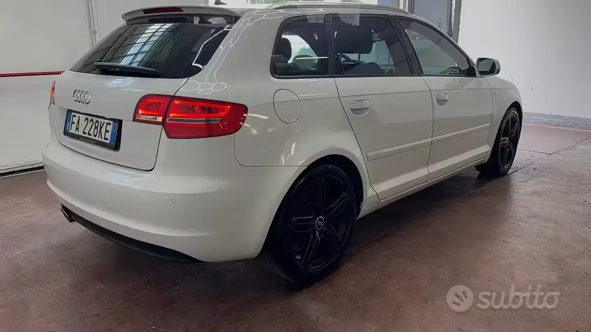 Usata Audi A3 Attraction 170 CV (125 kW) 2012 Bianco Utilitaria