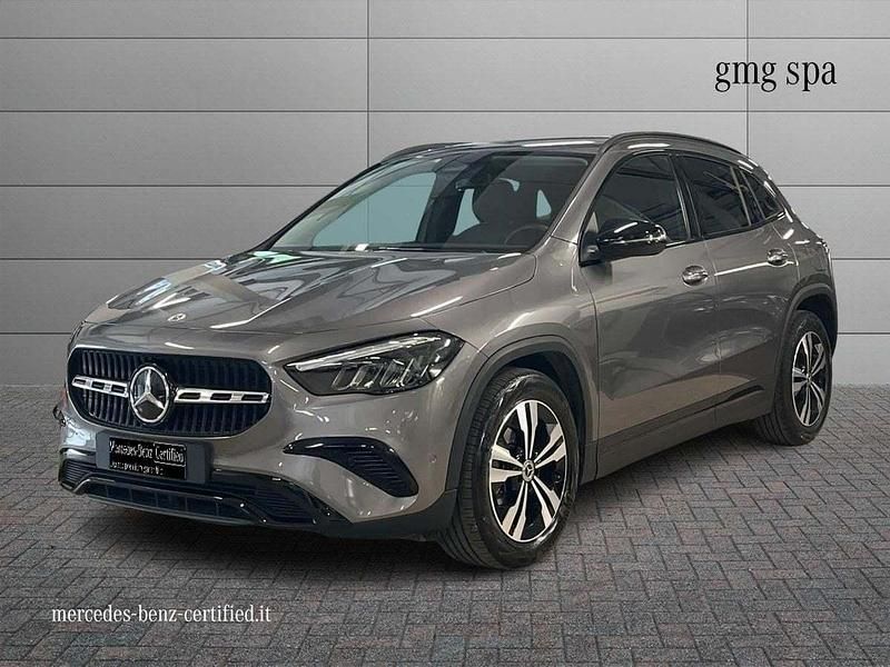 Usata Mercedes GLA200 Advanced Plus 150 CV (110 kW) 2024 Grigio SUV