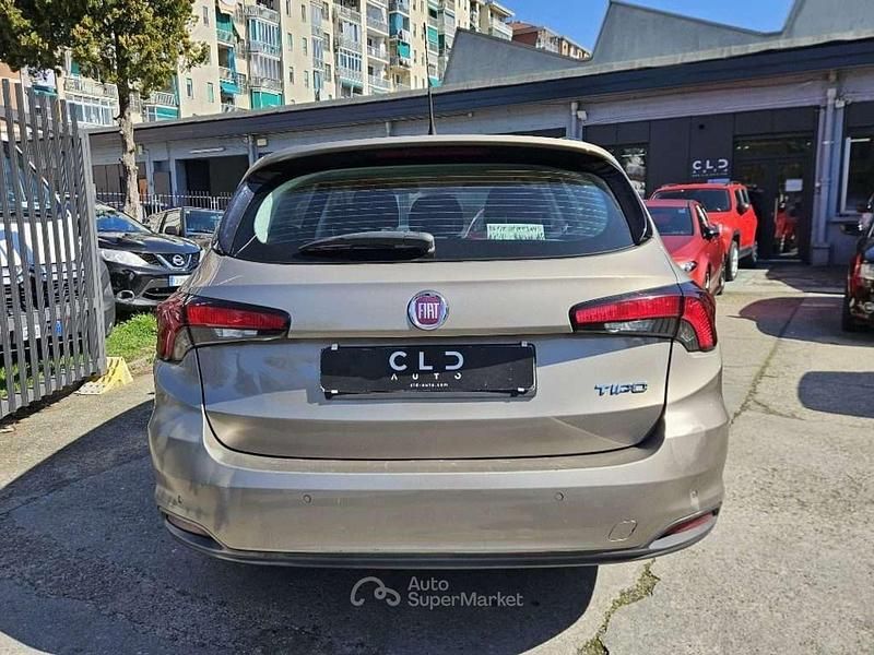 Usata Fiat Tipo S 120 CV (88 kW) 2017 Oro Station wagon