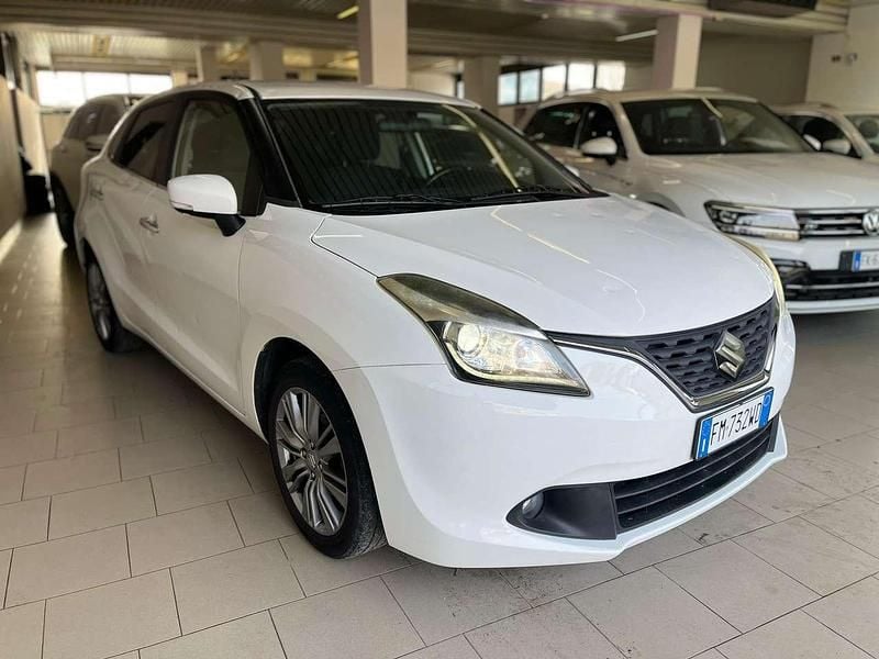 Usata Suzuki Baleno 90 CV (66 kW) 2017 Bianco Utilitaria