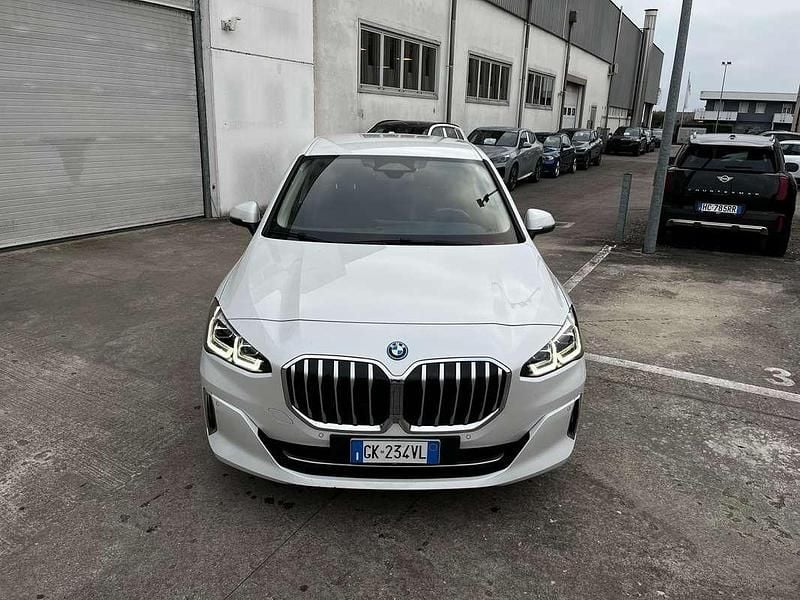 Usata BMW 225 Active Tourer Luxury Line 136 CV (100 kW) 2022 Monovolume