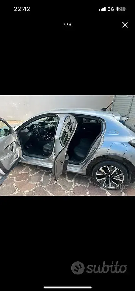 Usata Peugeot 208 GT-line 102 CV (75 kW) 2020 Utilitaria