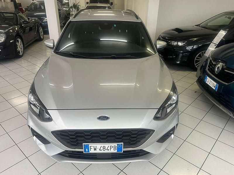 Usata Ford Focus ST-Line 120 CV (88 kW) 2019 Argento Station wagon