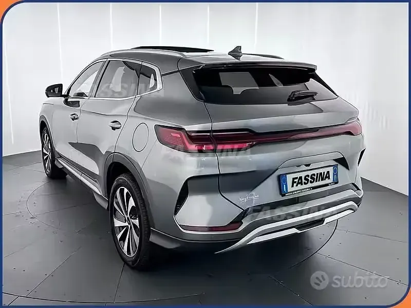 Usata BYD Seal U Boost 218 CV (160 kW) 2025 Grigio SUV