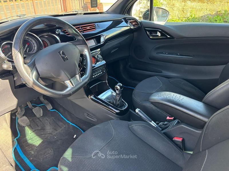 Usata DS Automobiles DS3 92 CV (67 kW) 2012 Bianco Coupé