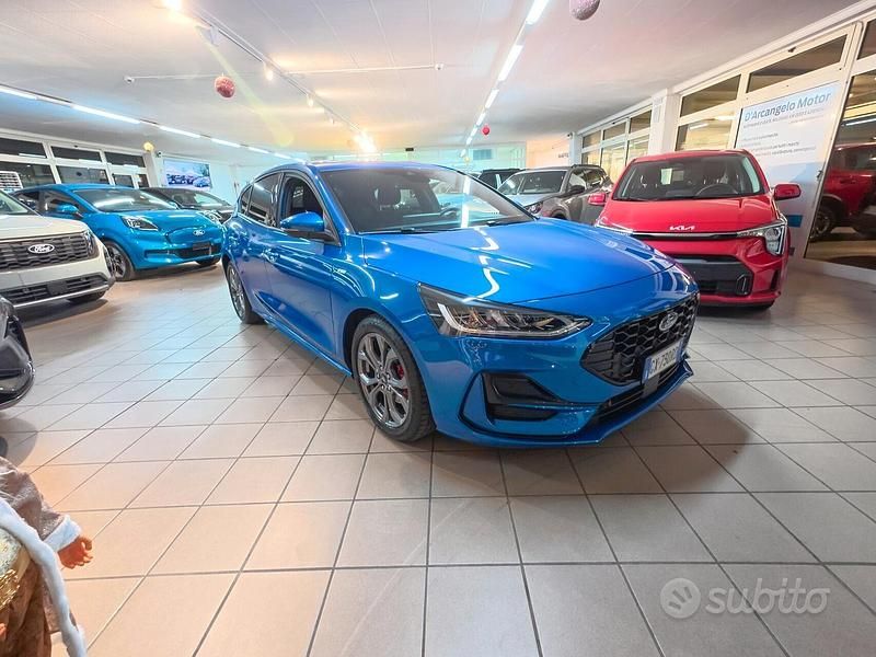 Usata Ford Focus ST-Line X 116 CV (85 kW) 2024 Blu Berlina