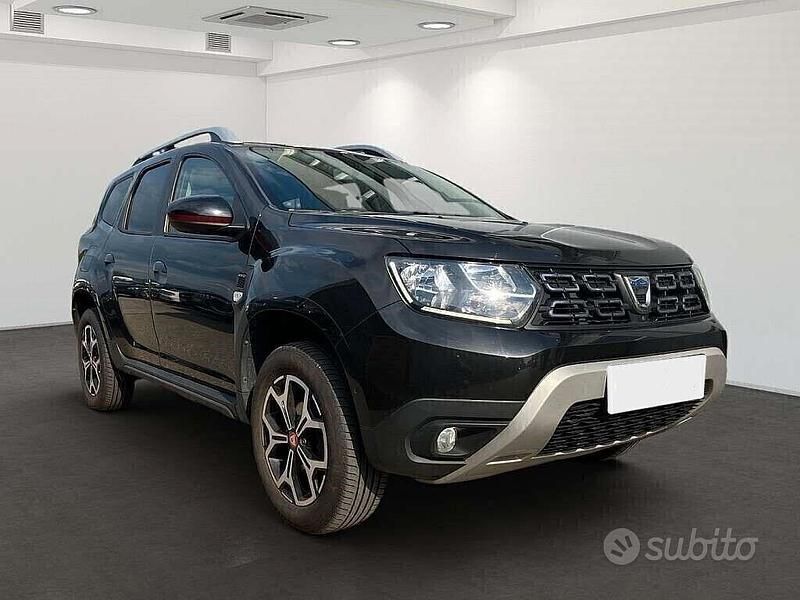 Usata Dacia Duster Lauréate 110 CV (80 kW) 2014 Nero SUV
