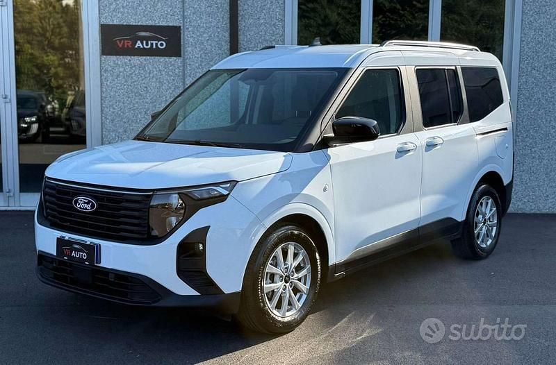 Usata Ford Tourneo Courier Titanium 2025 Bianco Monovolume